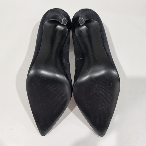 Kendall + Kylie "Abi" Classic Black Satin Pointed Toe Heels,  Like New, Size 8 - Picture 8 of 11
